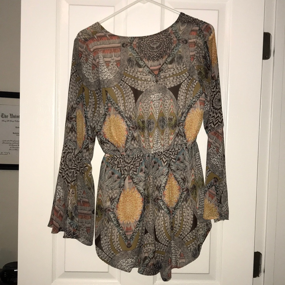 Patterned Romper - Picture 2 of 2